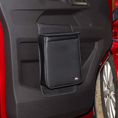 BRANDRUP® MULTIBOX für linke Fahrerhaustür VW T6.1, Design „Leder Titanschwarz“