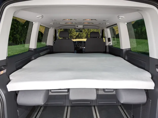 BRANDRUP® iXTEND® Spannbettlaken in weißen Nicki-Plüsch für iXTEND® Faltbett VW T6.1 Multivan/California Beach